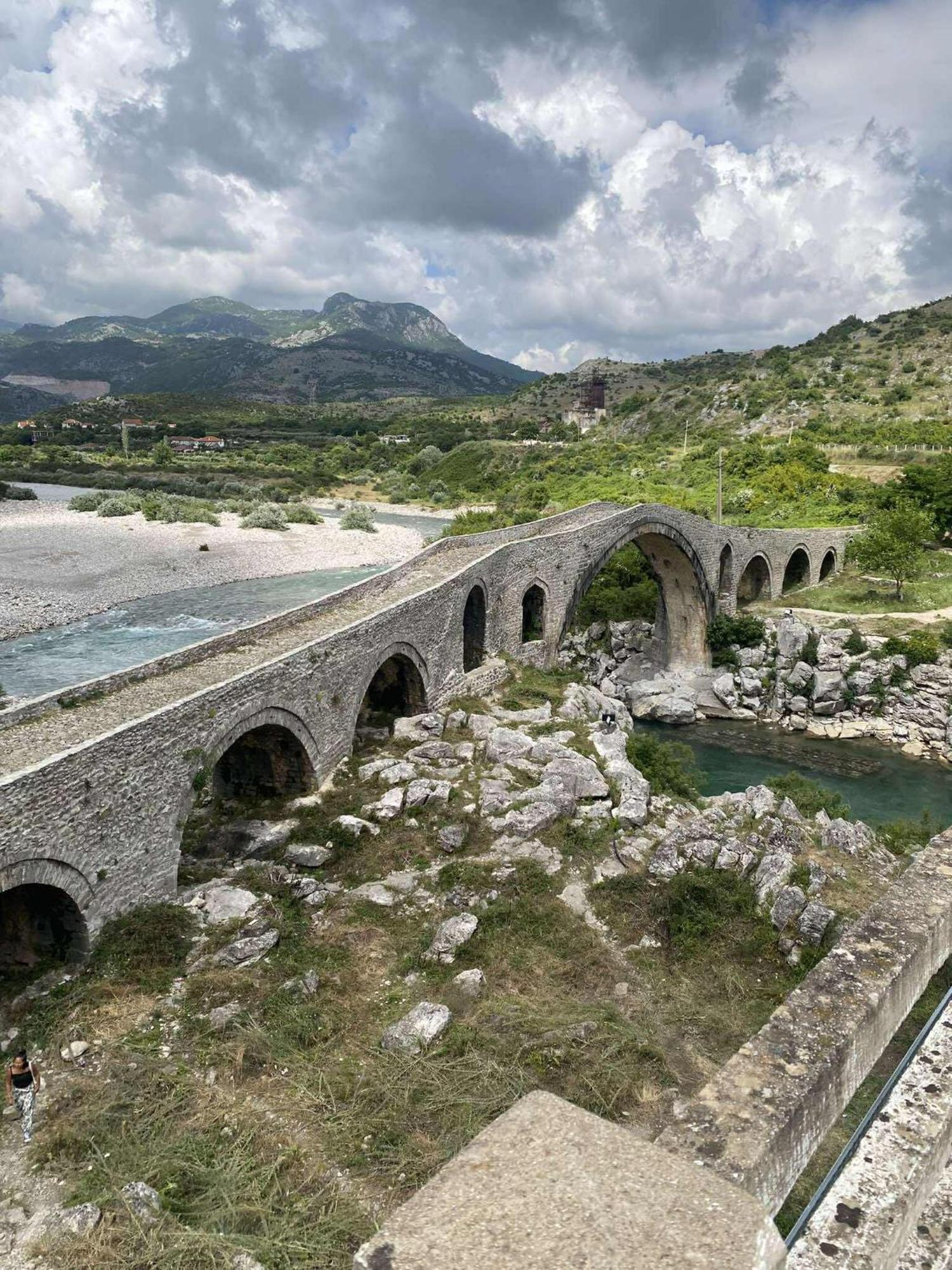 Rooms Lake View Balani Restaurant Shkoder Exterior photo